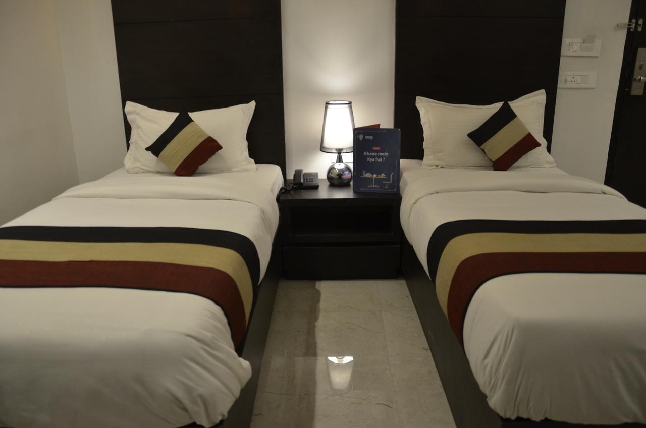 Oyo 1358 Hotel Crossroad Лакхнау Экстерьер фото